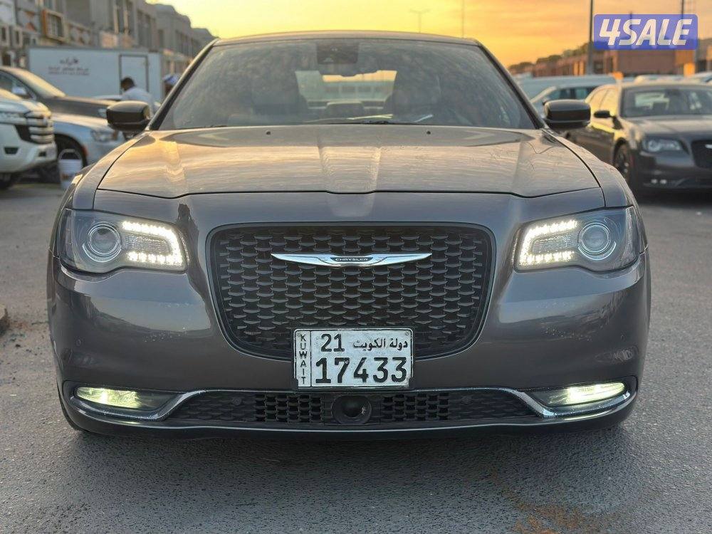 كرايسلر S300 موديل ٢٠٢١ وارد الوكاله عداد ٩١ ألف شرط الفحص2