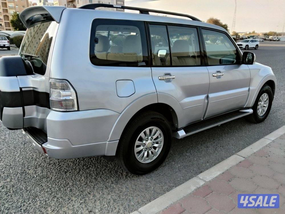 للبيع باجيرو 20158