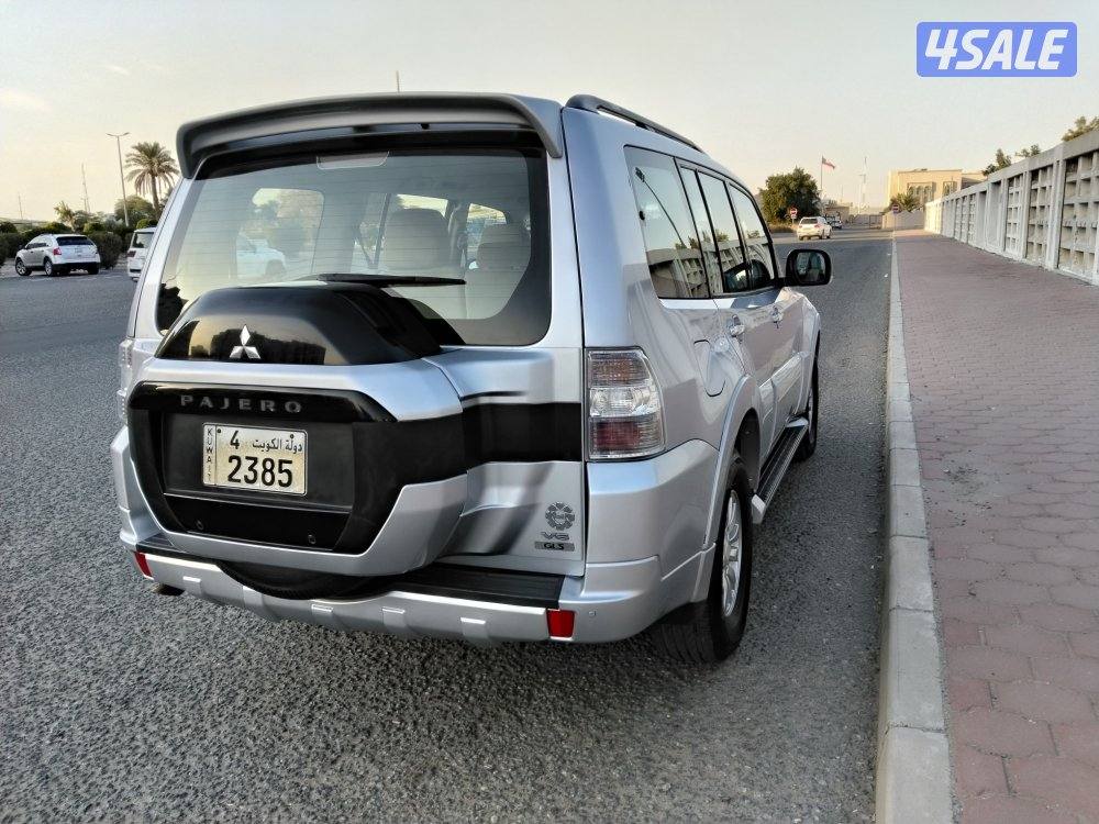 للبيع باجيرو 201511