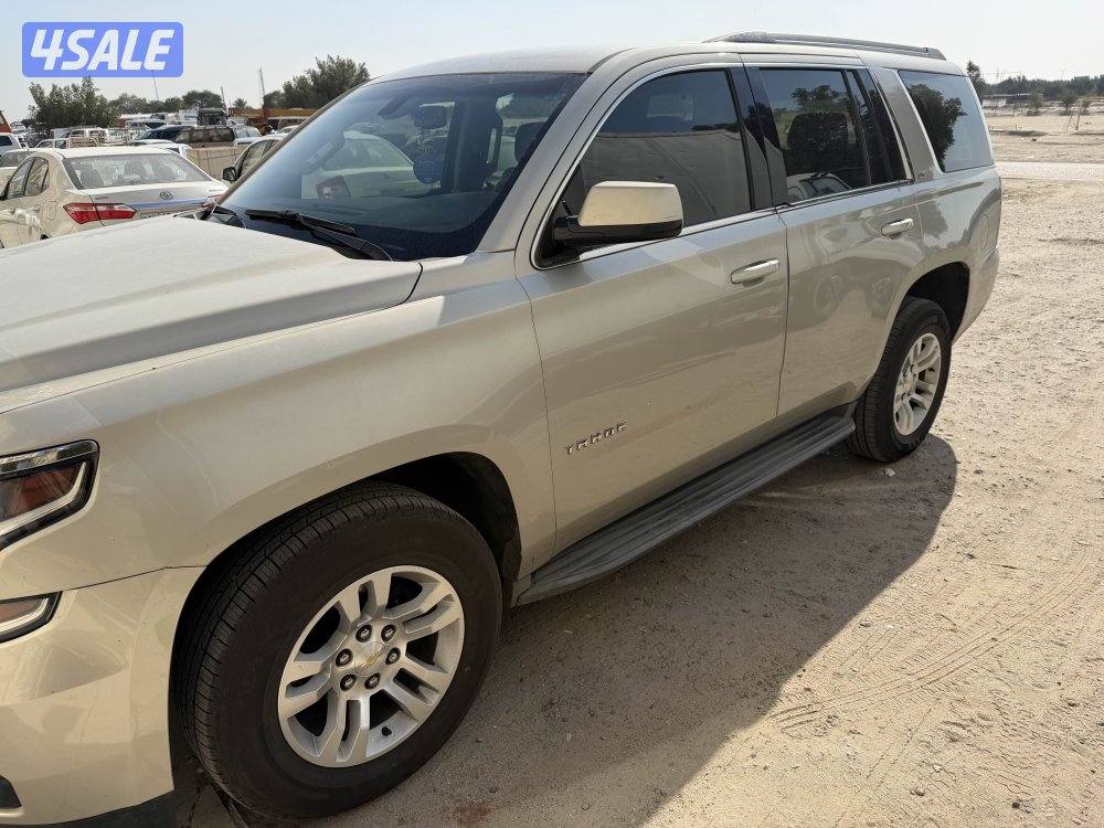 للبيع تاهو موديل 2015 لون ذهبي3