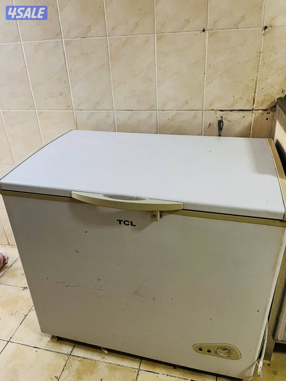 للبيع فريزر ارفقي تبريده ممتاز للتخزين0