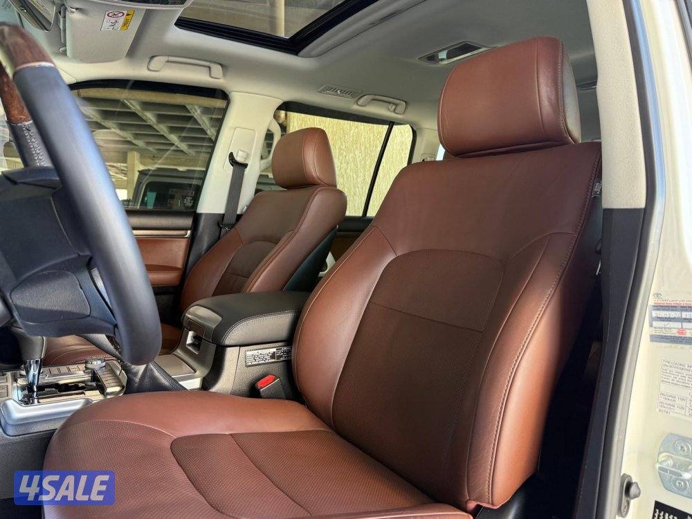 لاندكروزر VXRS1