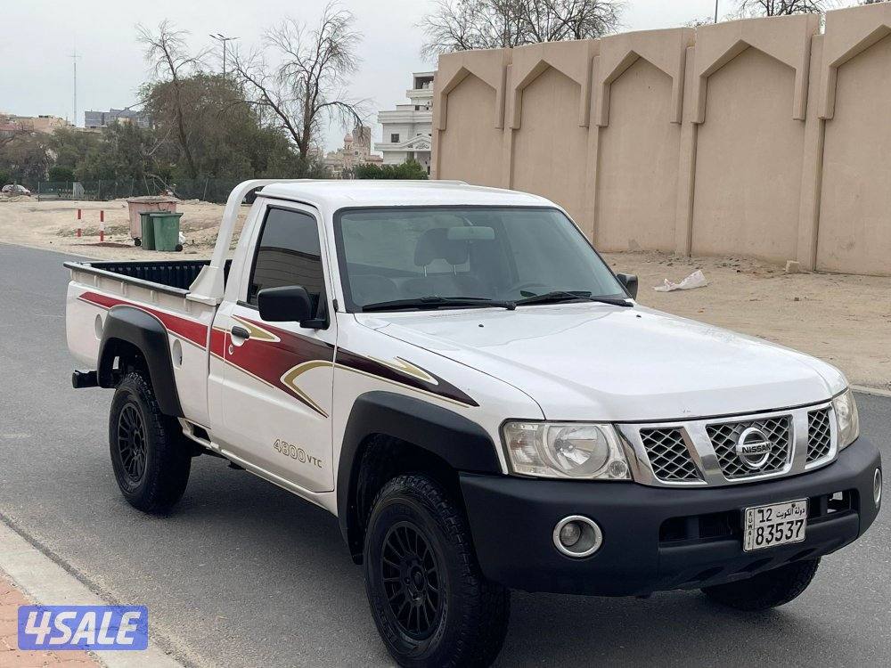 وانيت فتك موديل 2012شرط الفحص بالكامل وقمه بالنظافه الونيت2