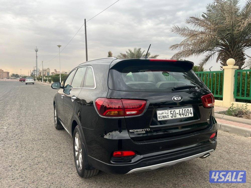 كيا سورنتو بانوراما موديل 2018 سيرفس وكاله بحاله ممتازه شرط الفحص2