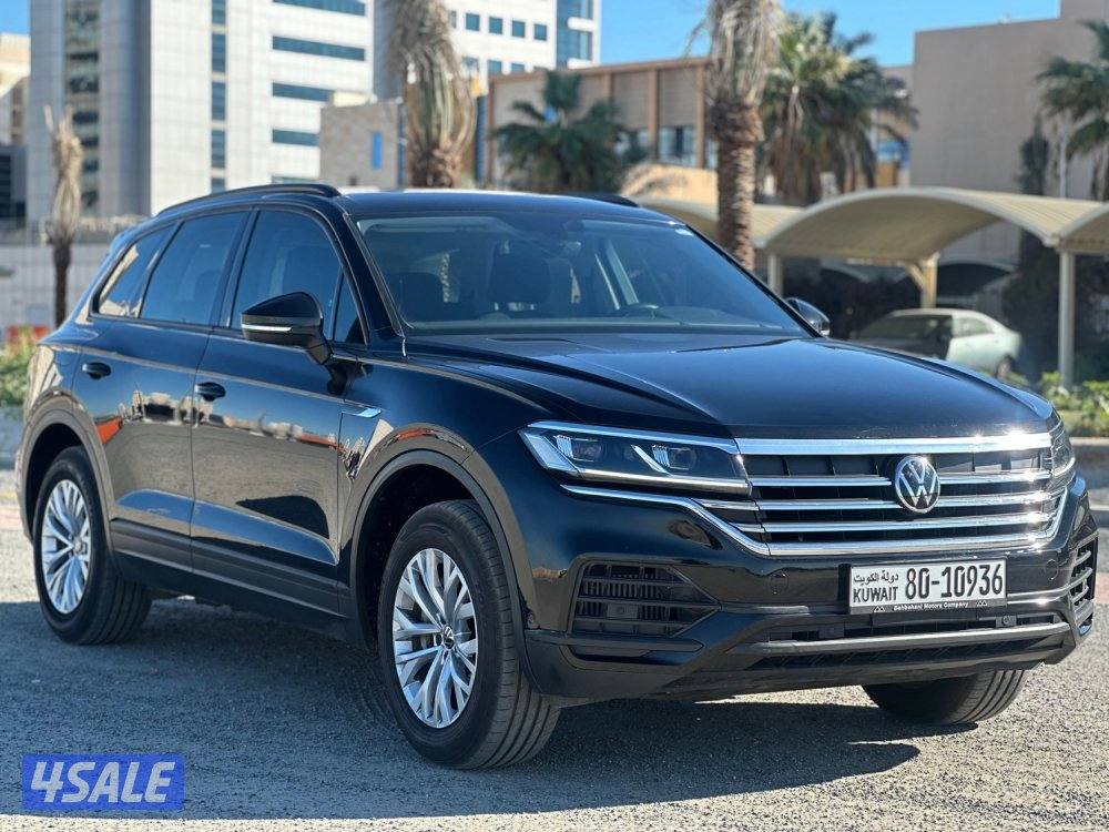 للبيع فولكس فاجن طوارق ماشي ٥٠ الف كيلو0