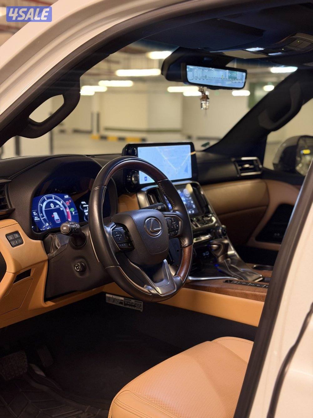 للبيع لكزس lx600 صبغ وكالة 2024 درجة اولى4