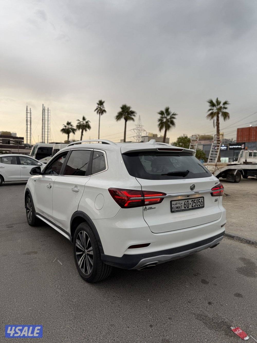 موديل ام جي2021 - RX52