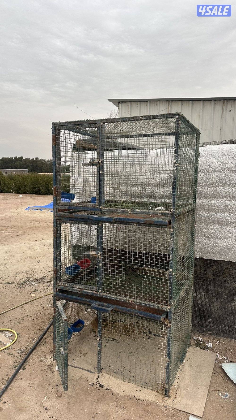 أقفاص لها حدايد سحب للتنضيف الطول ٢ متر العرض ١ متر0
