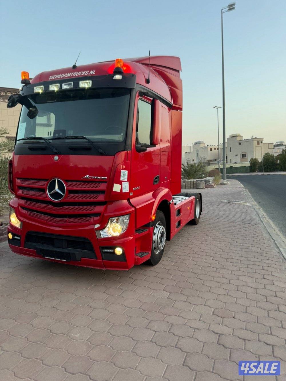 Actros18400