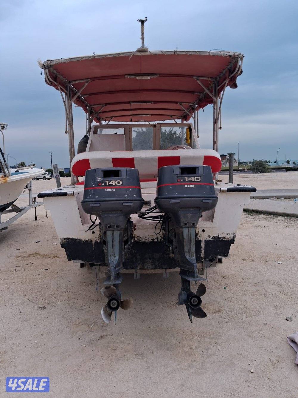 للبيع طراد رنر 26 قدم3