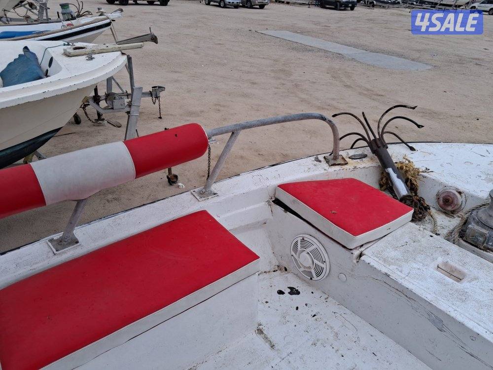 للبيع طراد رنر 26 قدم11