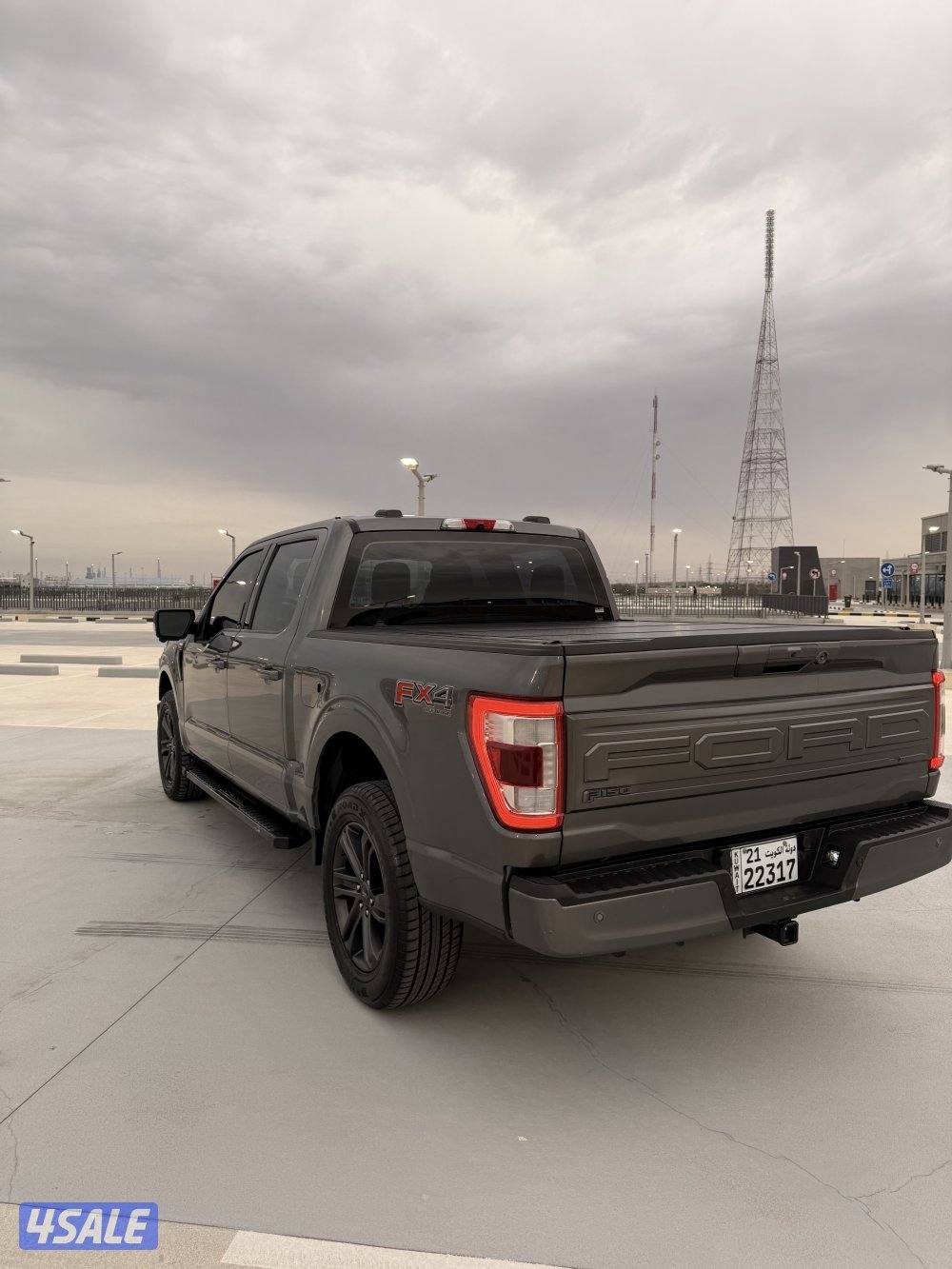 FORD F15O LARIAT V8 2021 للبيع4