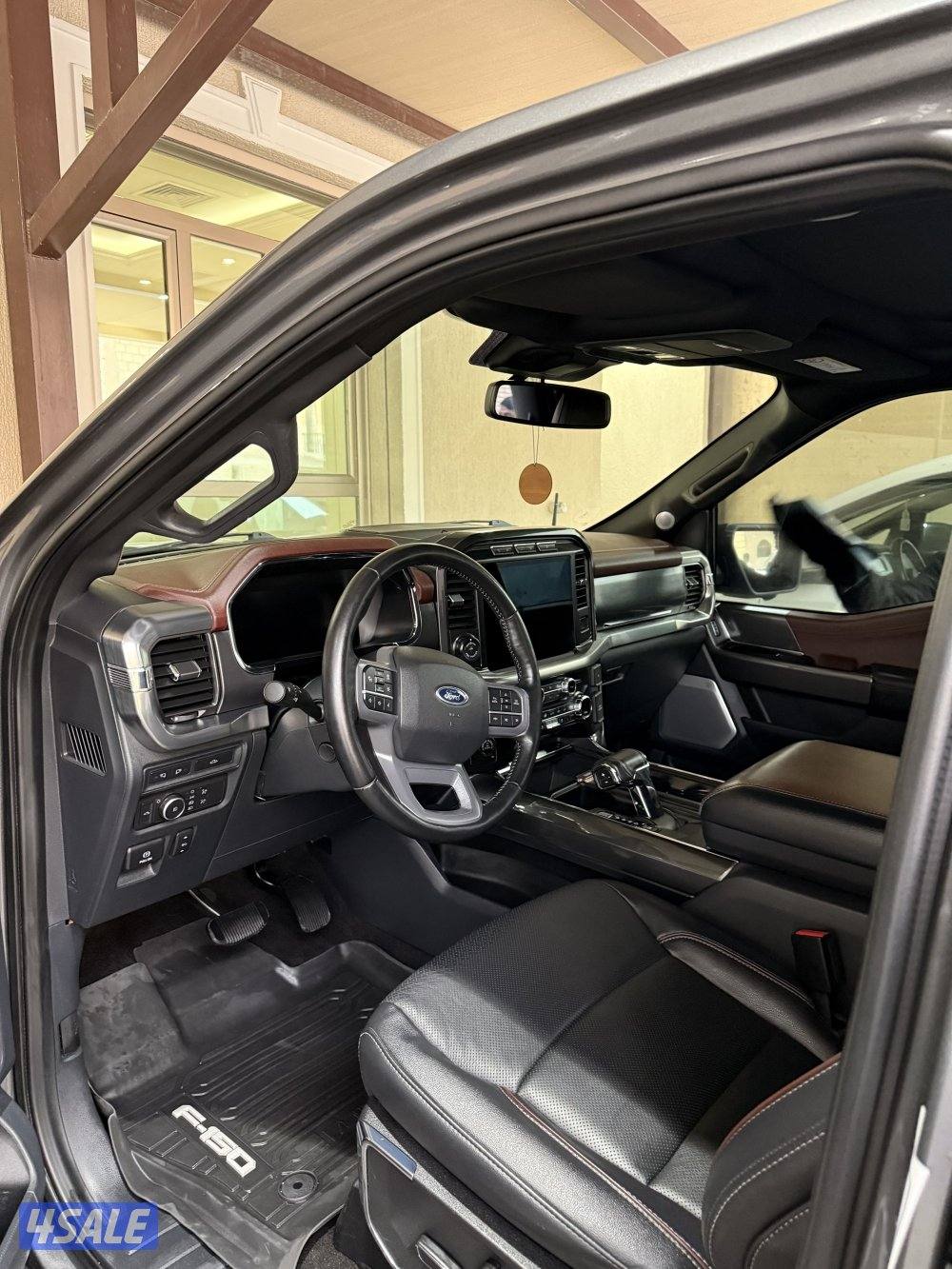 FORD F15O LARIAT V8 2021 للبيع9