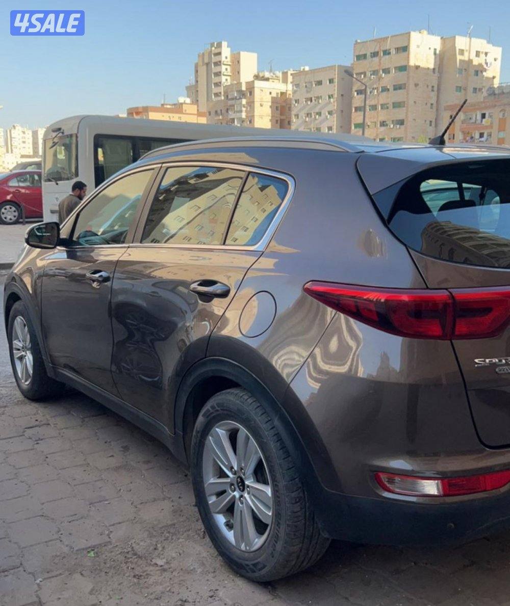 سيدة للتوصيل0