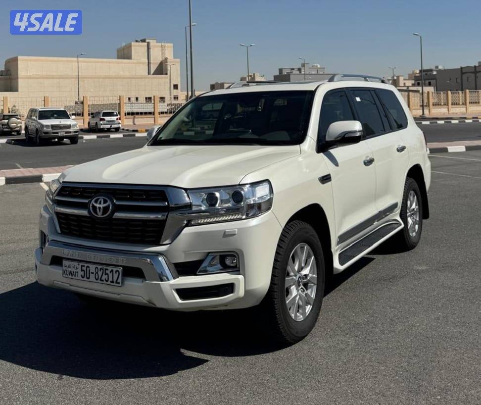 لاند كروز GX.R V8 ٢٠٢١ الساير عداد ٦٩ ألف شرط الفحص صبغ وكاله كامل0