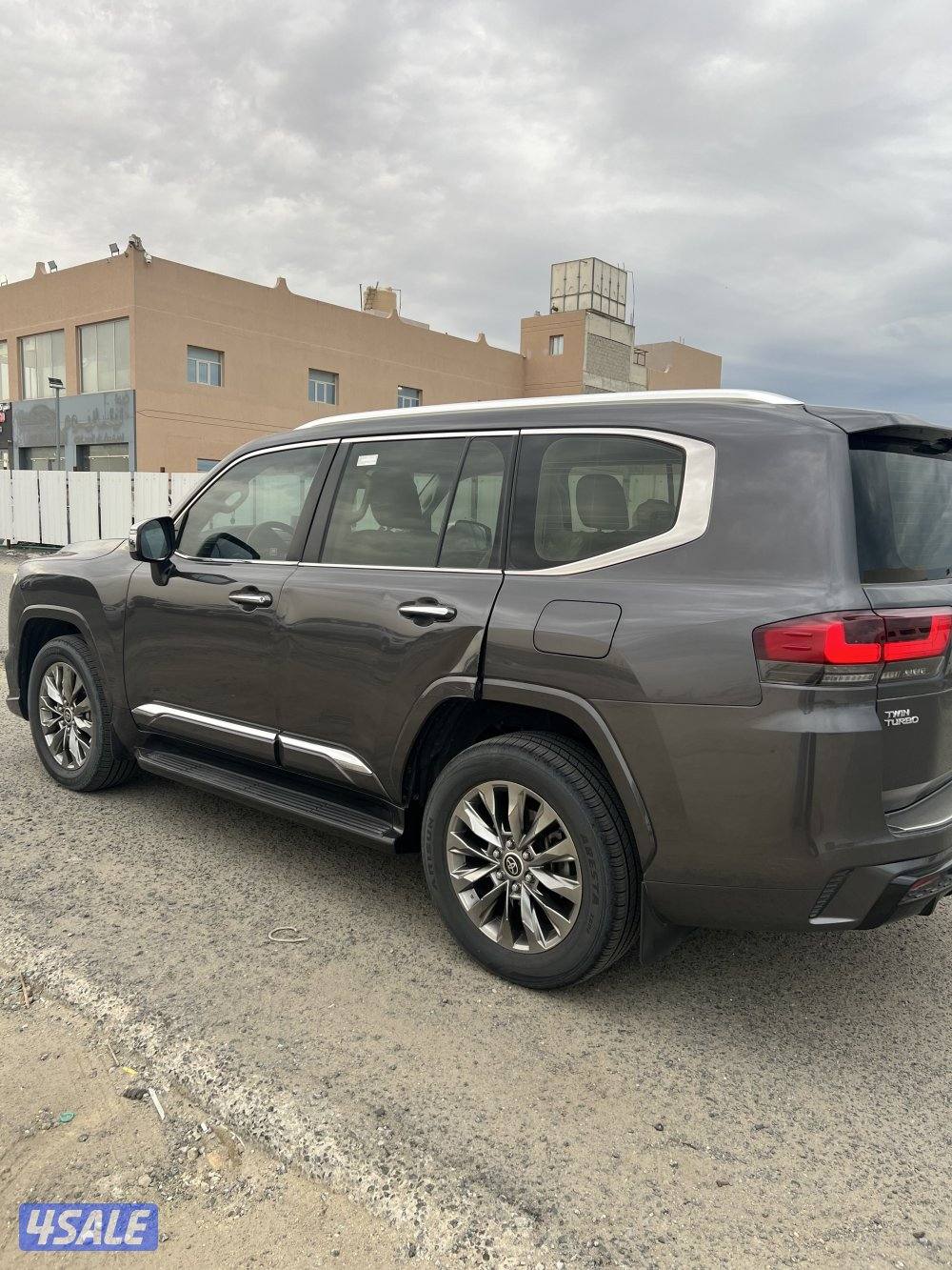 لاند كروزر1