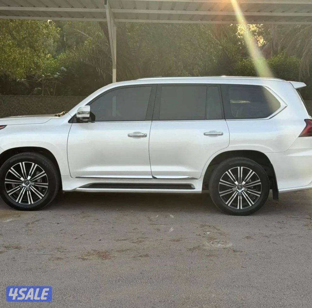 للبيع لكزس سبورت صبغ الوكاله7