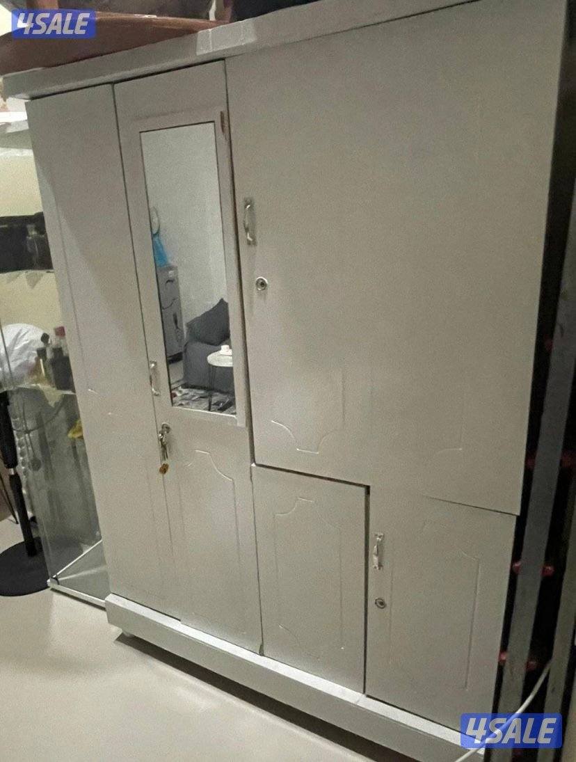 غرفة نوم نظيف جدا وكبت صغير5