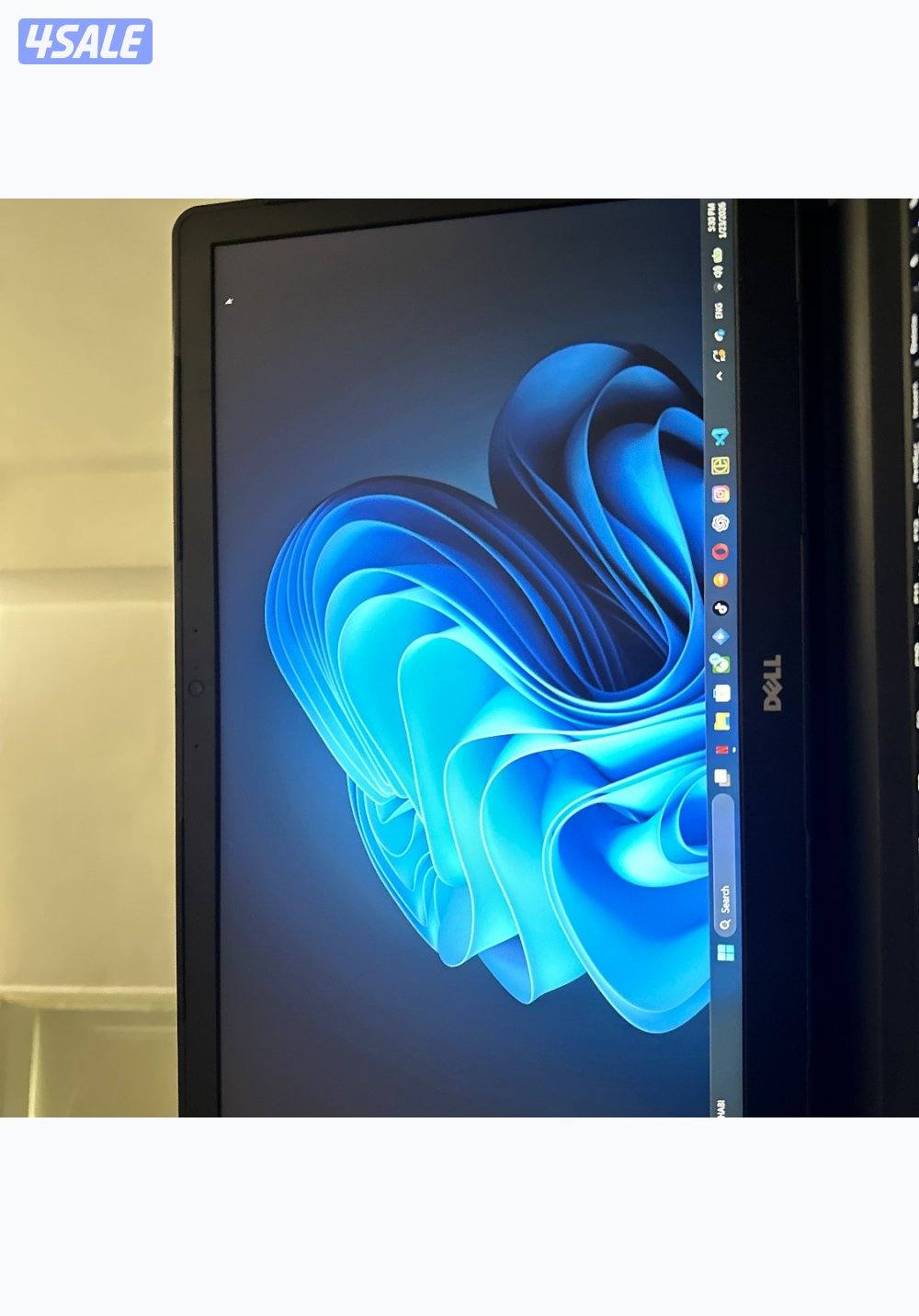 لابتوب dell ممتاز ونظيف جدًا2