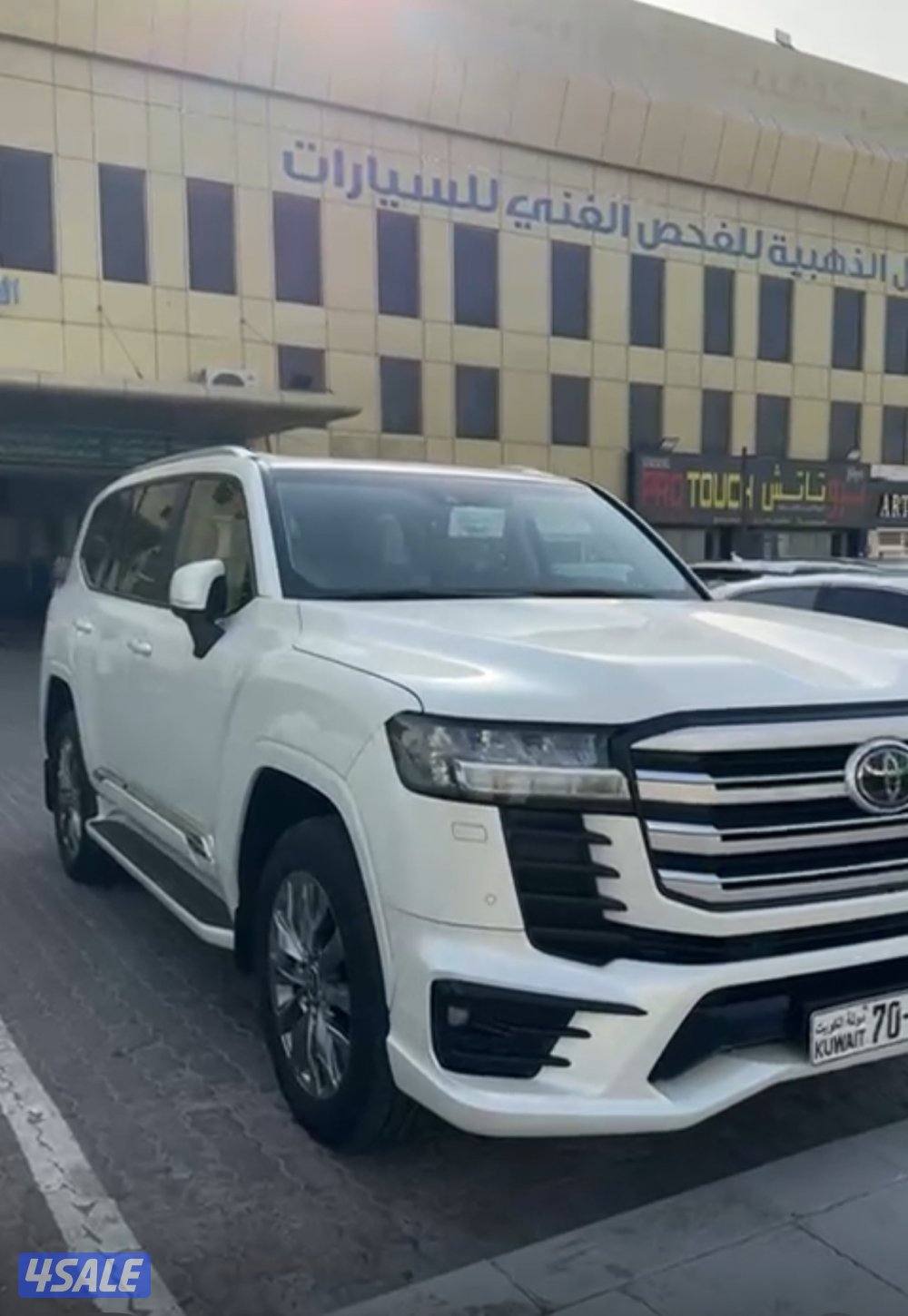 للبيع لاندكروز GXR تون تيربو1