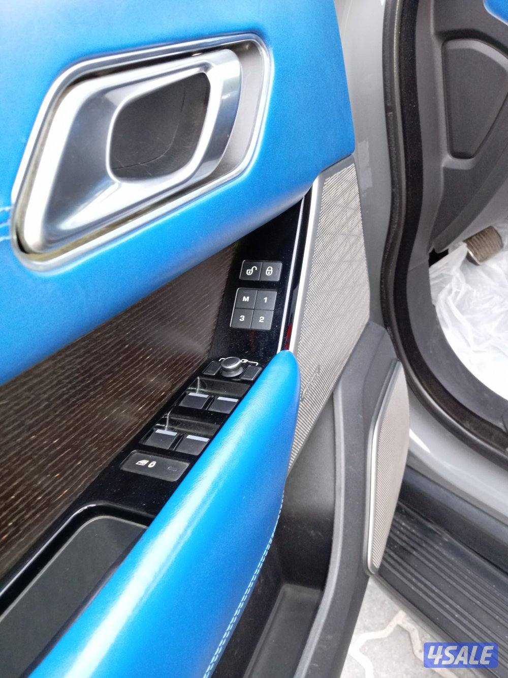 Range Rouver velar R Dinamic 6 Celinder وارد الغانم9