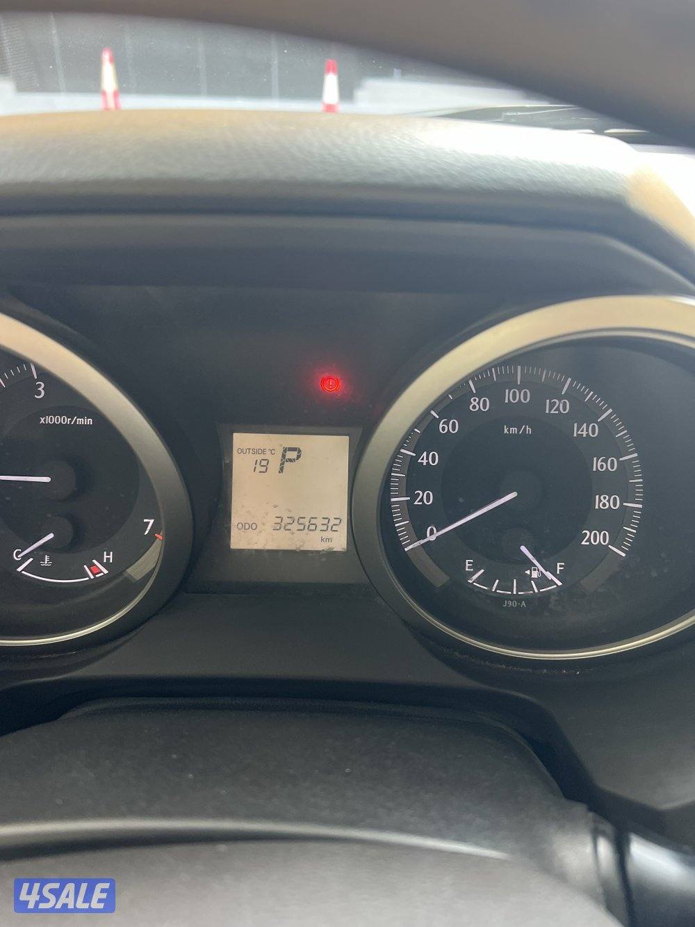 سيارة برادو موديل 20122