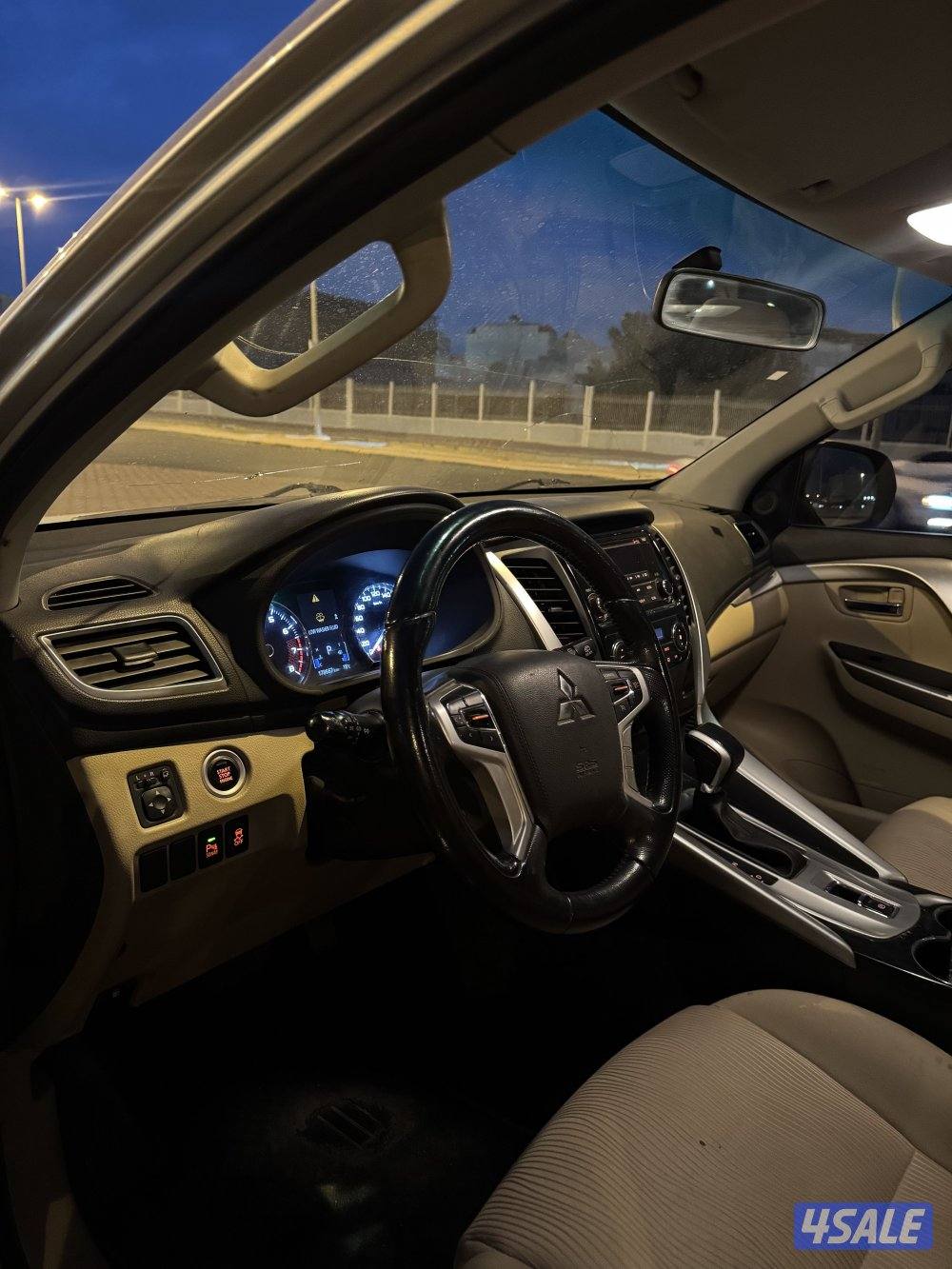 ميتسوبيشي مونتيرو0