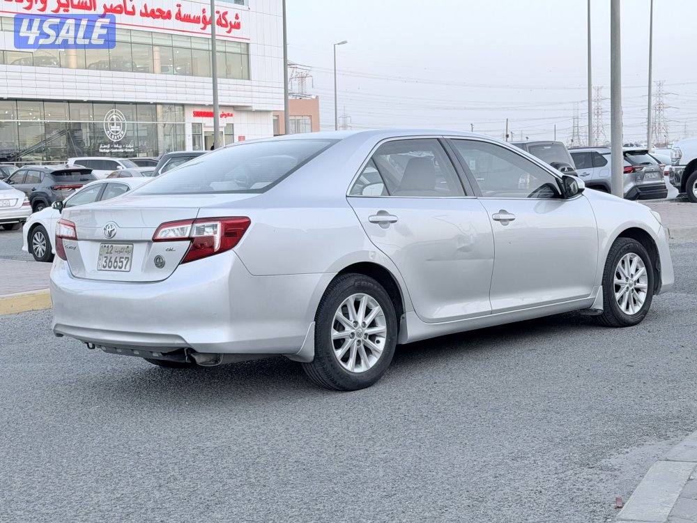 كامري 2014 وارد وكاله بحاله ممتازه3