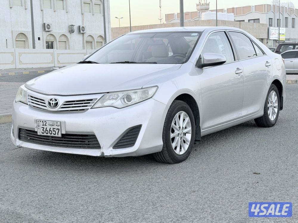 كامري 2014 وارد وكاله بحاله ممتازه0