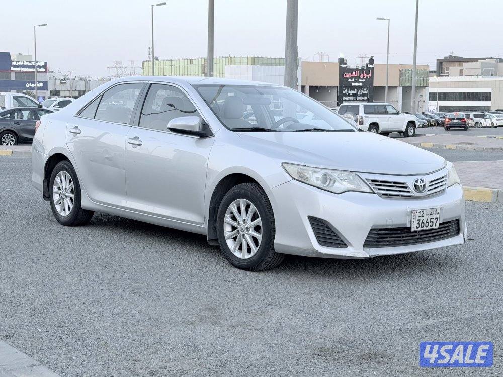 كامري 2014 وارد وكاله بحاله ممتازه1