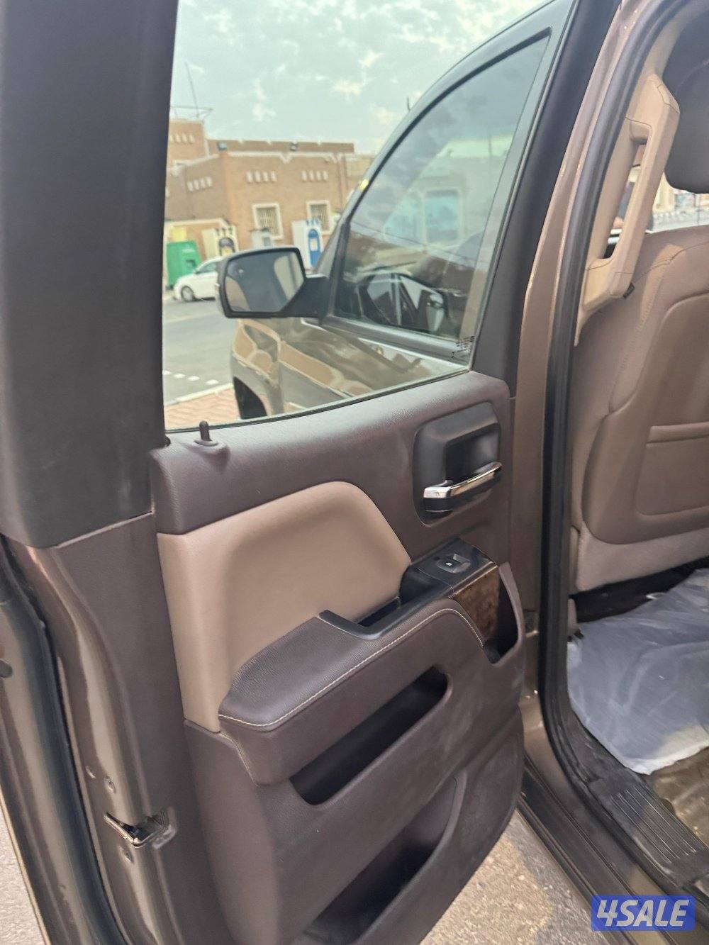 للبيع سلفرادو غماره ونص4