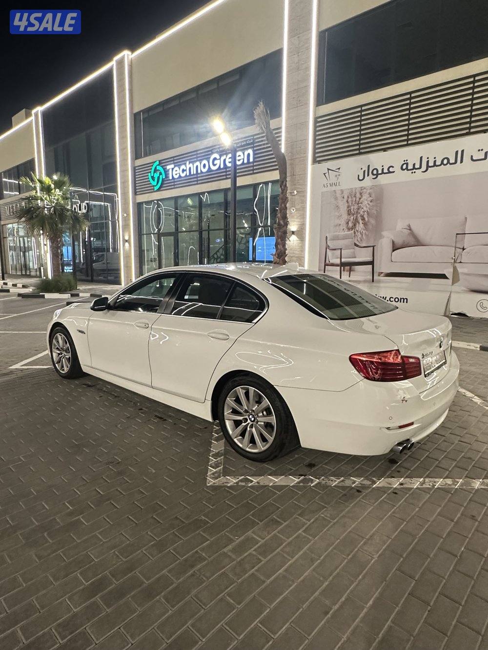 للبيع بي ام 528i7