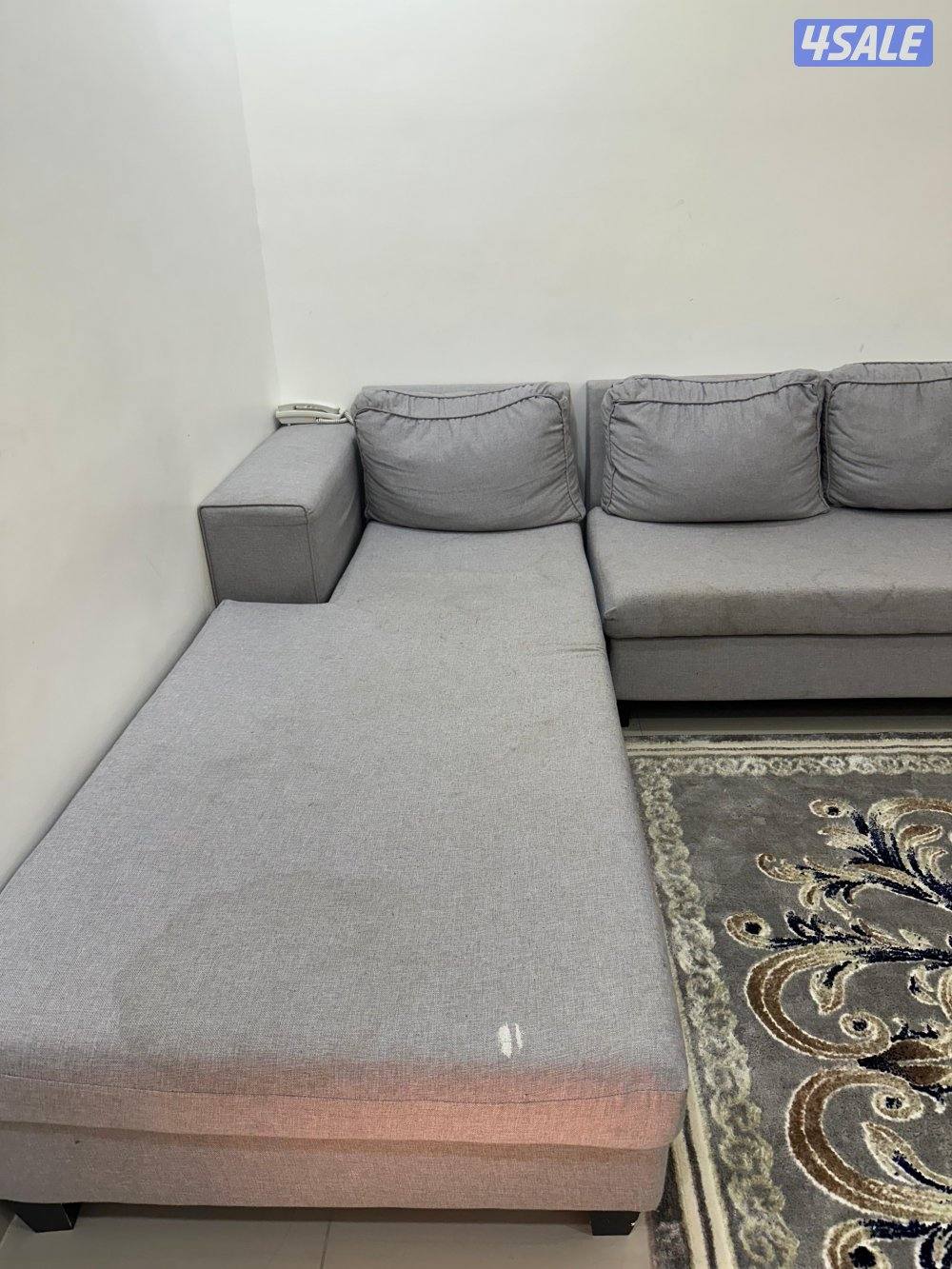 صاله كامله للبيع بحاله جيده مع قماش قابل للفصل و الغسيل0