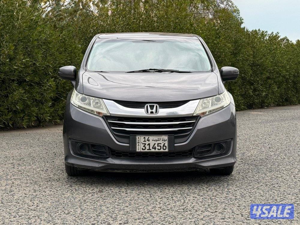 للبيع هوندا أوديسي عائليه موديل 2016 بحاله جيده5