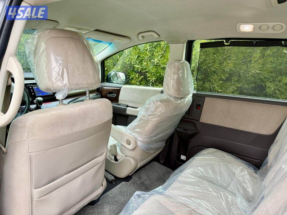 للبيع هوندا أوديسي عائليه موديل 2016 بحاله جيده6