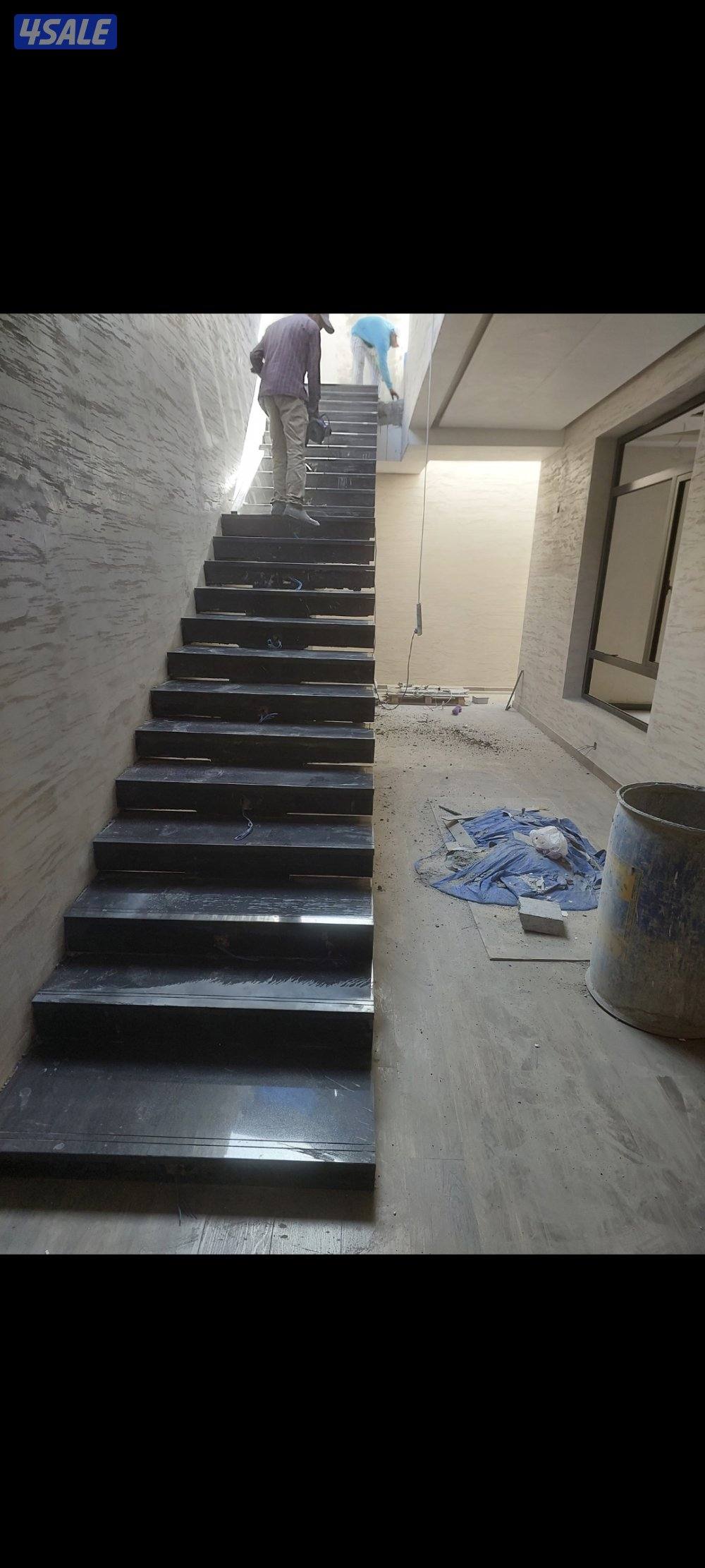 فني تركيب رخام وجرانيت ابحث عن عمل باليومية او الراتب جاهز للتحويل3