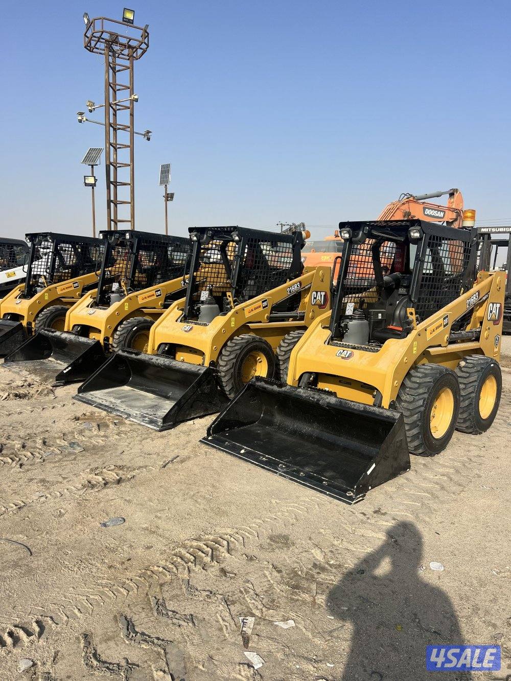 بوبكات كتربلر0