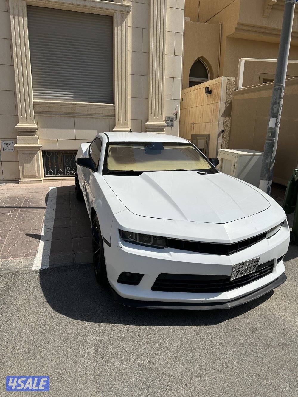 للبيع كمارو ٢٠١٠ نظيف بيمه سنه السعر ١٣٠٠ دينار1