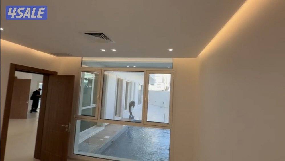 للايجار دور ارضي وسرداب معا0