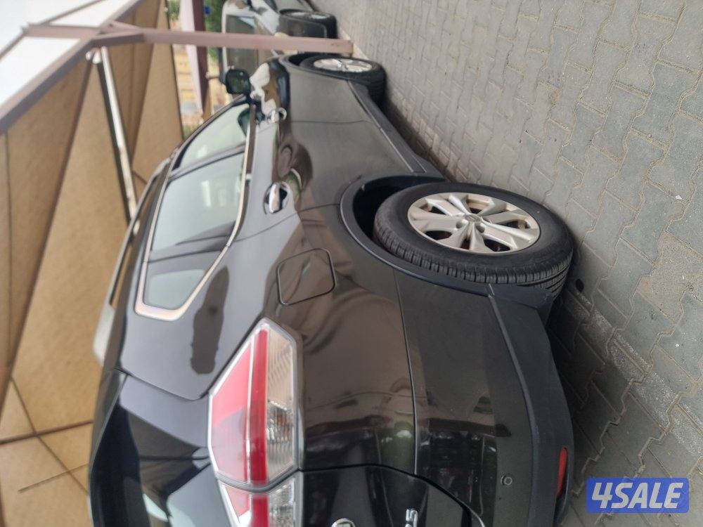 للبيع  نيسان اكس تريل موديل ٢٠١٥ شرط الفحص جير مكينه و شاصي2