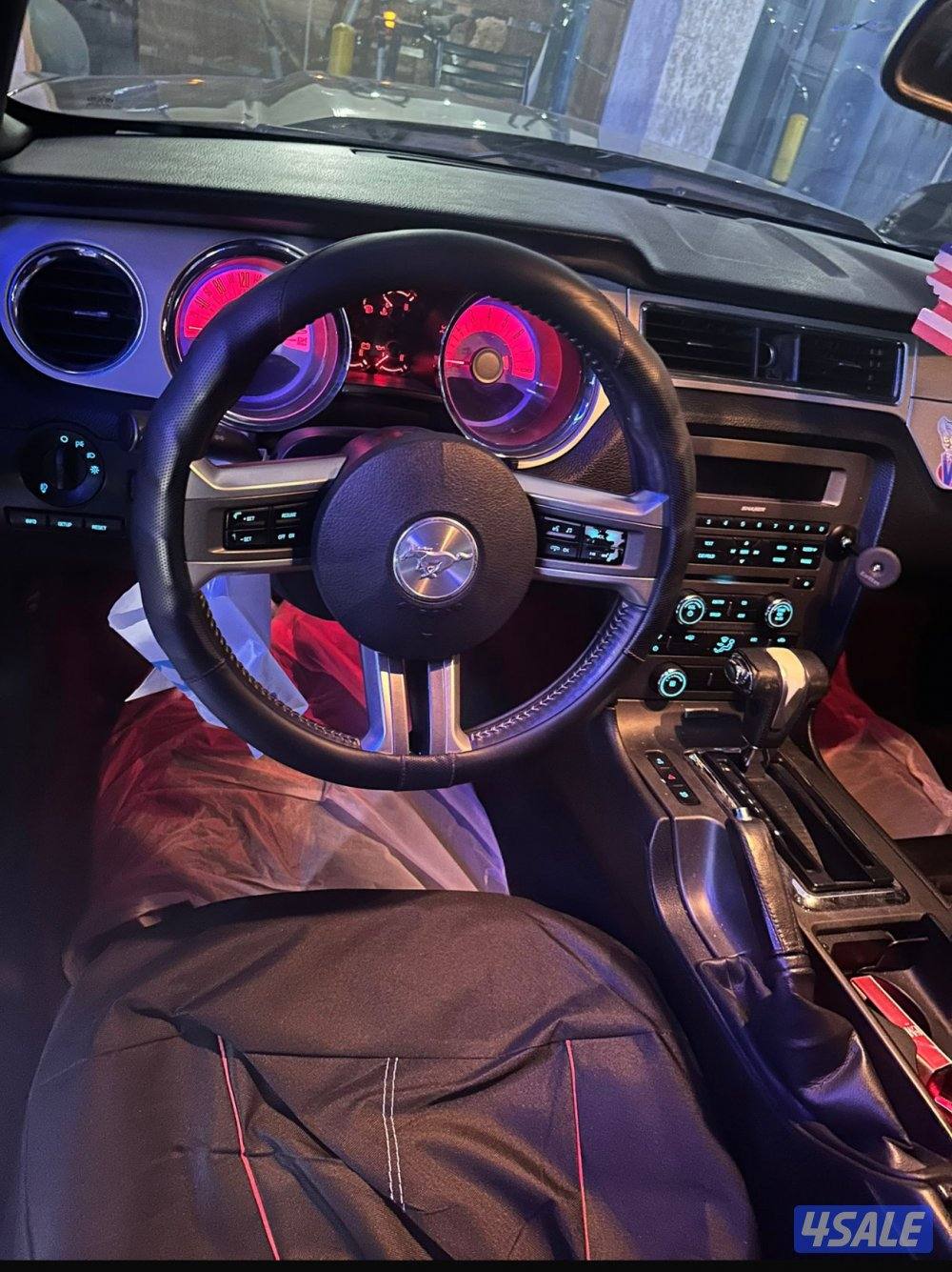 موستانج 20122