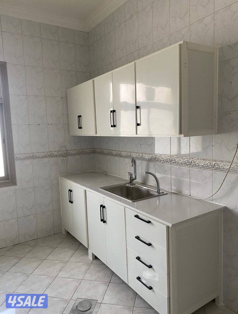 شقة واسعة للايجار من المالك -صليبخات6