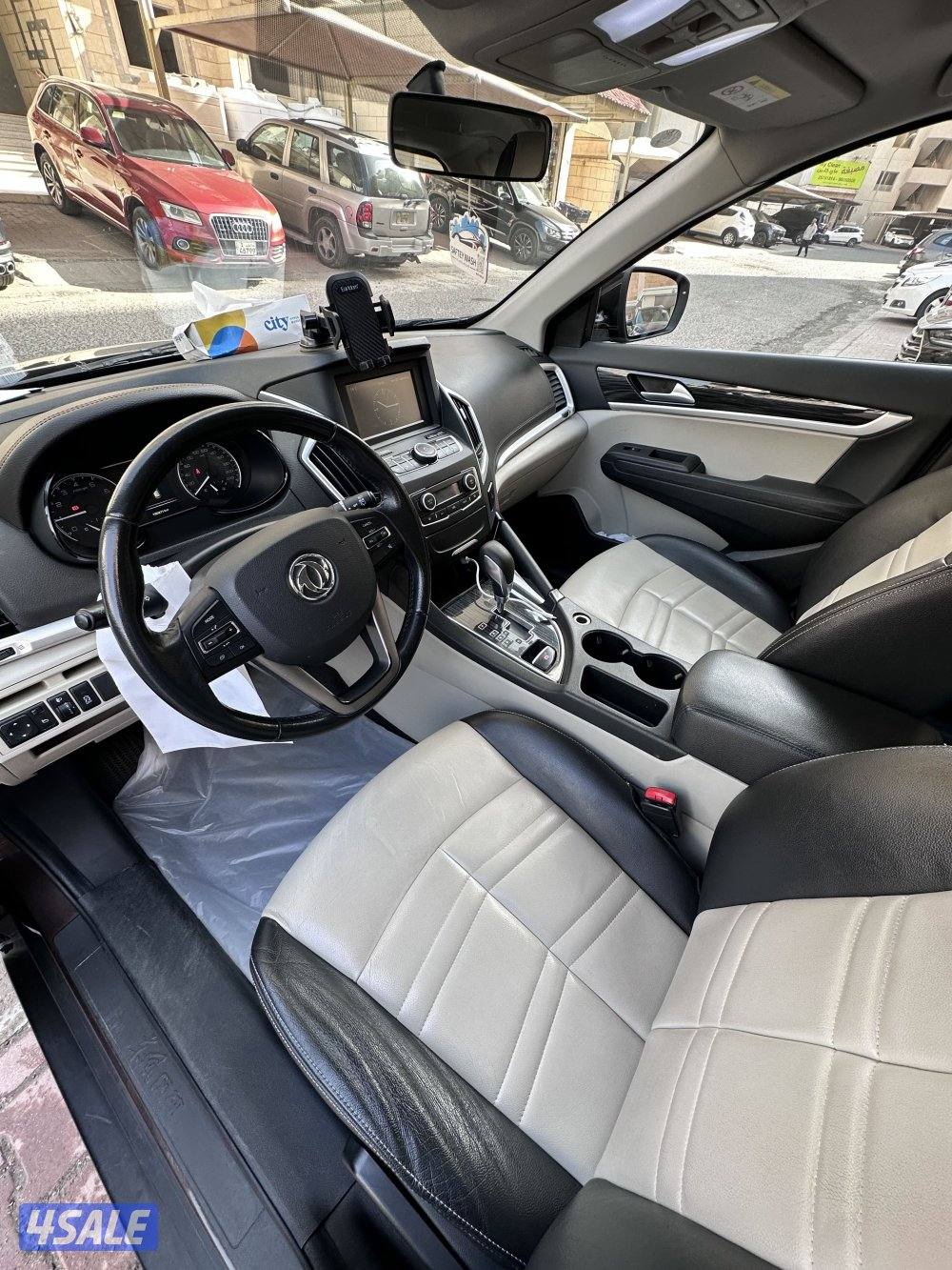 سيارة DFM AX7 2019  عداد  107500. بحالة ممتازة للبيع شرط الفحص5