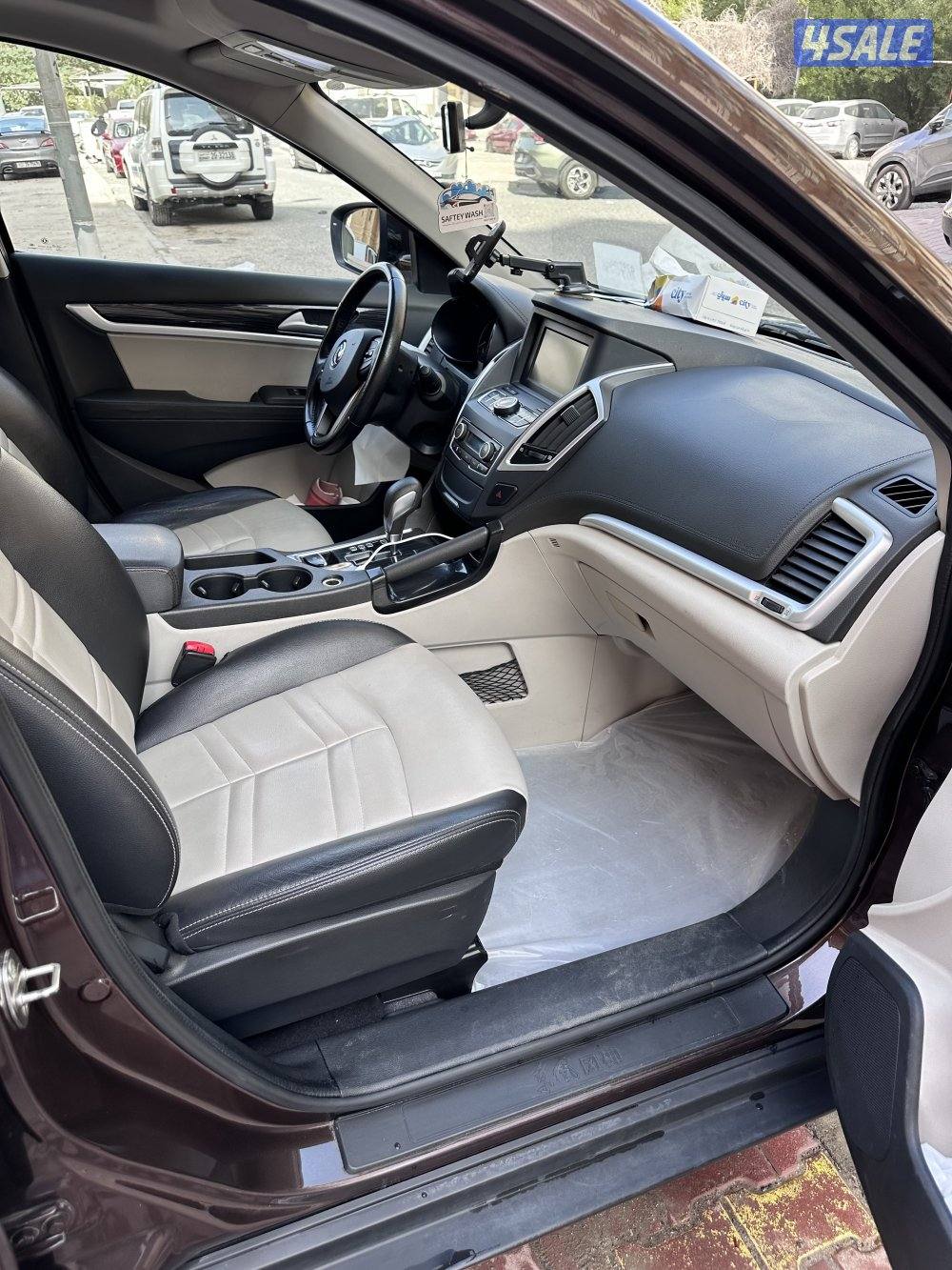 سيارة DFM AX7 2019  عداد  107500. بحالة ممتازة للبيع شرط الفحص6