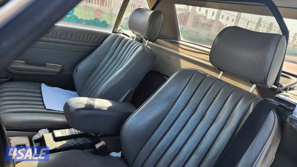 مرسيدس SL 300 كلاسيك ( نادره ) موديل 19893