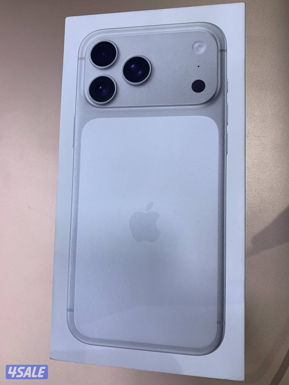 ايفون 17 برو ماكس ٥١٢0