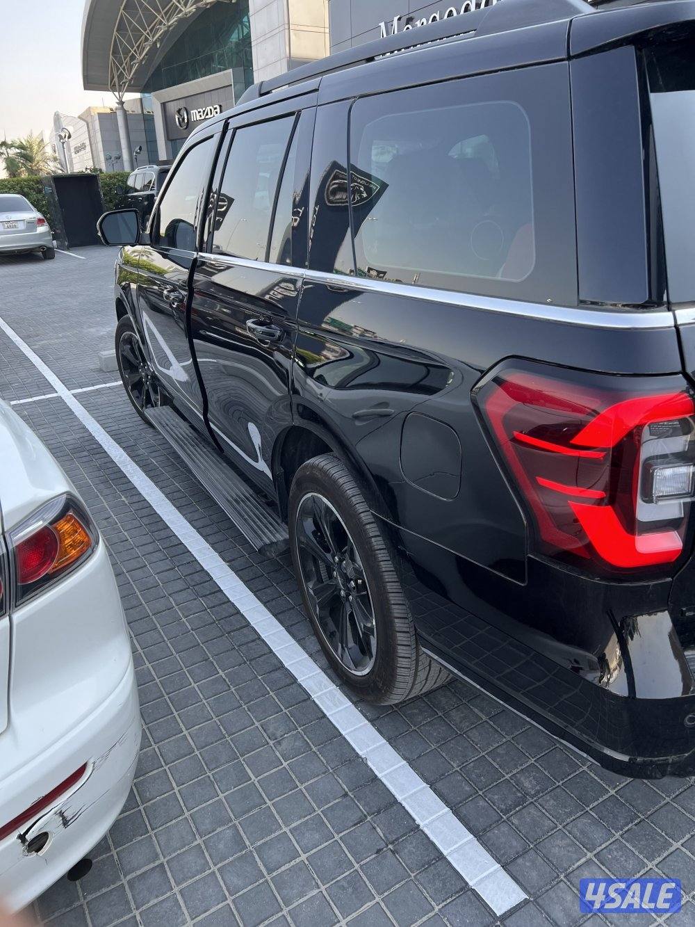 حاله نادره استعمال خفيف جدا مع إضافات ٢٠٠٠ دينار تحت الكفاله6