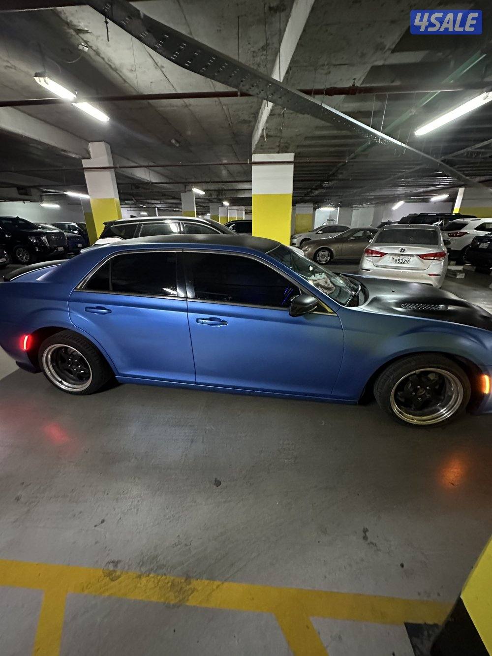 للبيع كرايسلر 8 سلندرمحول بلكامل SRT8 بحاله الوكاله بيمه جديد سنه6