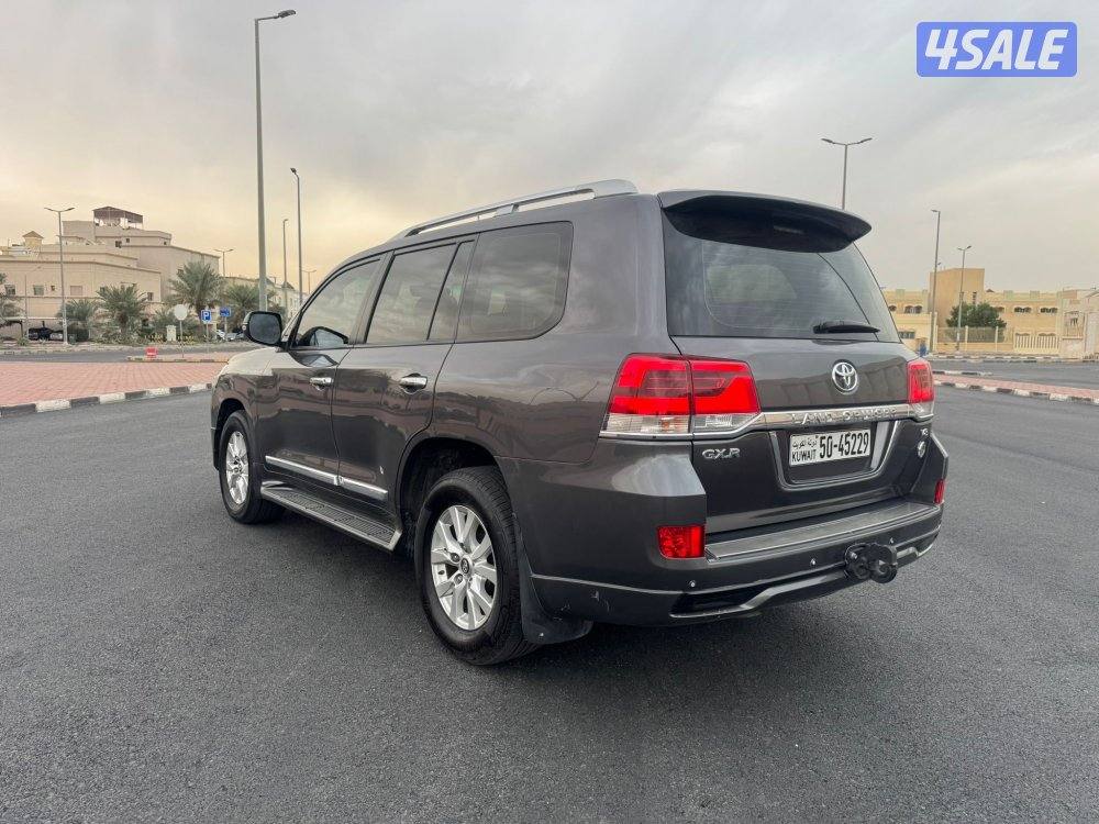 الاتصال للجادين فقط1