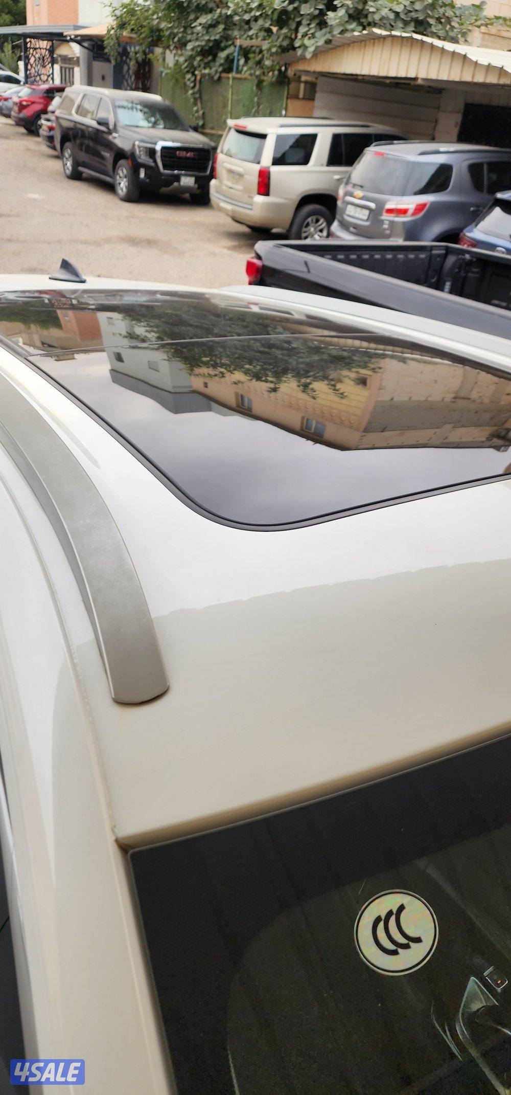 للبيع سياره صينيه دي اف ام اكس ٧1